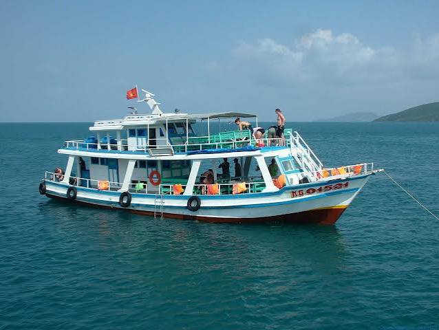 ẮC QUY TÀU THUYỀN